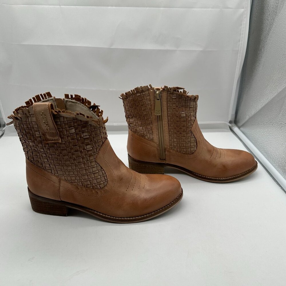 Womens Primadonna Collection Tan Booties Ankle  Boots 38  7 1/2 8 Shoes